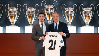 Президентът на Реал Мадрид Флорентино Перес днес представи първото ново