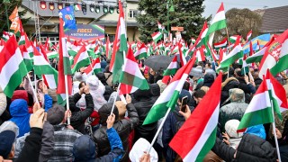 В Унгария гласуват за парламент Изборните секции ще бъдат отворени