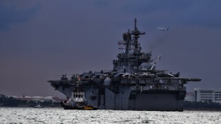 Китайските военни съобщиха в събота че американският военноморски разрушител USS
