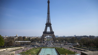Париж привика руския посланик заради самолетния инцидент