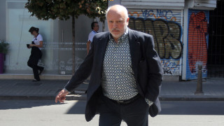 Един от организаторите на антиправителствените протести проф Велислав Минеков