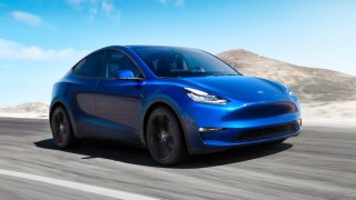 Tesla представи на сайта си бюджетна версия на SUV Model