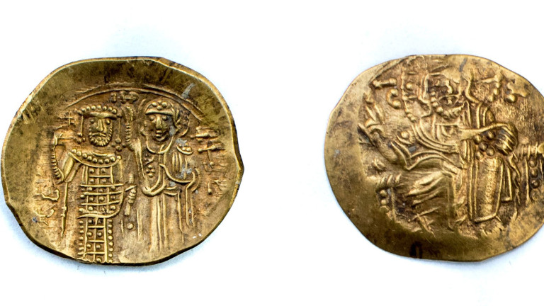 Археолози откриха първата златна монета в средновековния град Лютица край