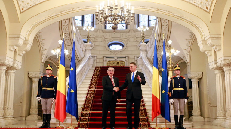 Юнкер скастри Румъния, настоя да не амнистира корупцията