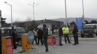 Наши превозвачи блокират цялата граница с Гърция