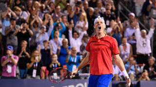 Представителят на Канада Денис Шаповалов е новият шампион на