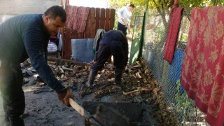 Военните помагат на бедстващите в област Бургас
