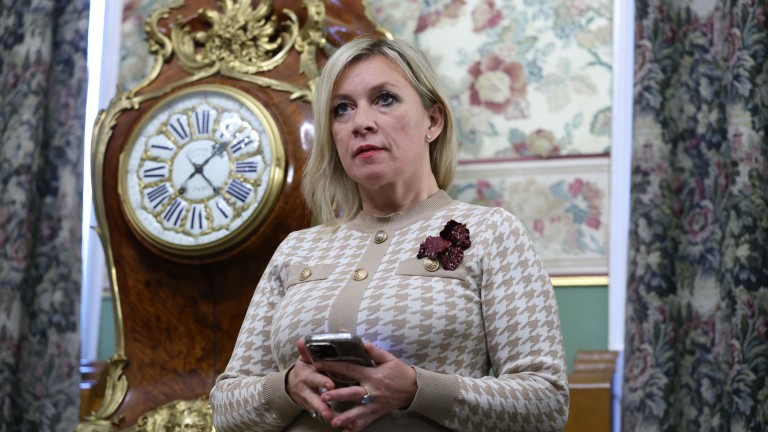 Захарова: Западът унищожава украинци, както Хитлер - славяните