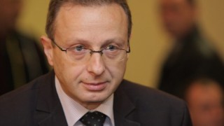 От Сдружение Достойнство отговорност морал ДОМ чийто председател е бившият