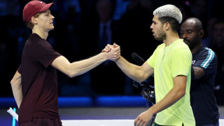 Яник Синер триумфира на финалния турнир за годината в мъжкия