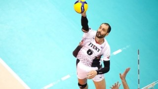 Матей Казийски и неговият ДжейТЕКТ Стингс Кария записаха 16 а победа