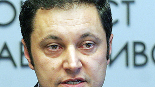 МФ опроверга Янев: Колкото са депутатите, толкова е субсидията за партията