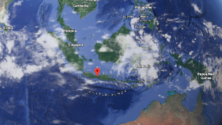 Земетресение в централната част на Индонезия причина смъртта на трима