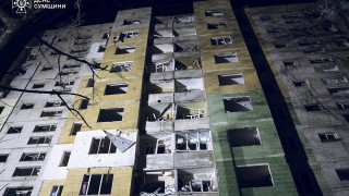 Най малко седем души бяха ранени след като руски дронове удариха