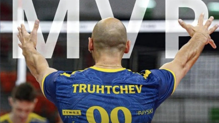 Шампион на България с Нефтохимик прави фурор в Полша