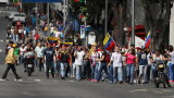  Хиляди във Венецуела желаят оставката на Мадуро 