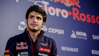 Карлос Сайнц може да смени Джолиън Палмър в Рено още