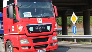 Протест на пътни строители блокира в 10 часа кръговото на