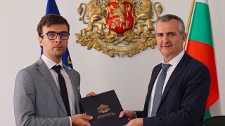 Министърът на младежта и спорта Димитър Илиев подписа Меморандум за сътрудничество