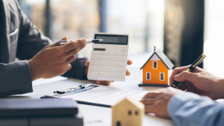 Удобството на кредитния калкулатор при избора на мечтаното жилище