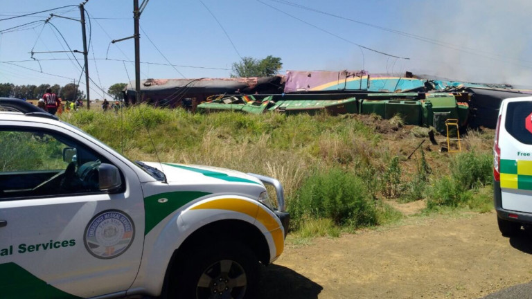 200 ранени при влакова катастрофа в ЮАР