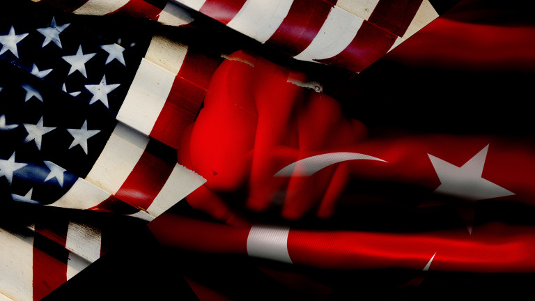 Турция обяви, че увеличава митата върху американски стоки, включително тютюн,