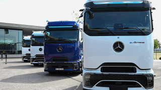 Daimler Truck Holding един от най големите производители на търговски превозни