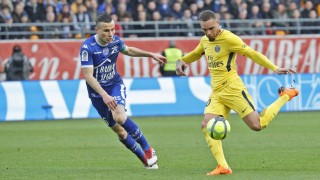 Оперираха Курзава, завръщането му на терена остава мистерия