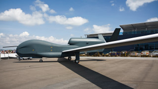 Стратегическият височинен разузнавателен дрон RQ 4B Global Hawk на американските военновъздушни