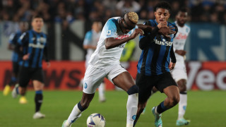 Три английски клуба проявяват интерес към нападателя на Наполи Виктор