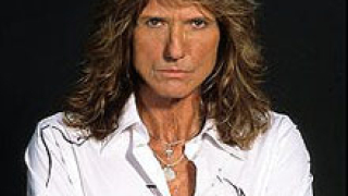 ГЕРБ водят наркозависими на концерт на White Snake