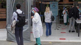 Въведените в Гърция противоепидемични мерки засягащи хранителните обекти капацитета на