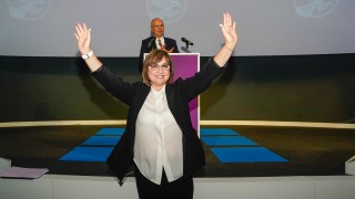 Корнелия Нинова предлага управленска алтернатива с "Непокорна България"