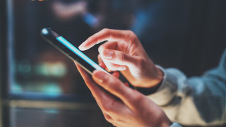 Apple и Google предупреждават за опасност - защо веднага да актуализираме смартфона си