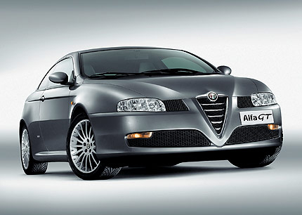 Продадоха уникална Alfa Romeo GT Sportiva