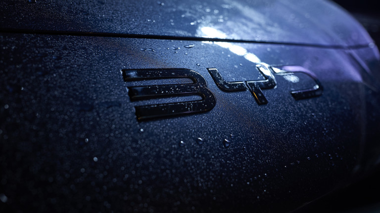 Над 1000 км пробег и зареждане за 5 минути - новата батерия на BYD дава сериозни заявки