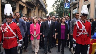 Каталунският президент Карлес Пучдемон обяви че ще призове за диалог
