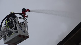 Пожар изпепели вятърната мелница в село Белинци съобщиха от ОДМВР