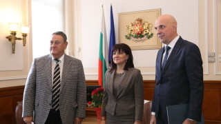 Представители на Камарата на строителите са на среща с председателя