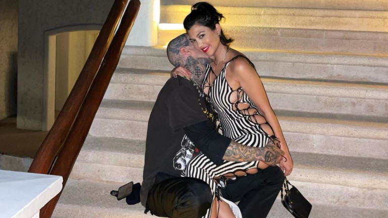 Кортни Кардашиян във Венеция - почти без дрехи, но с Травис