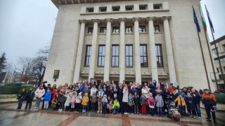 С богата програма днес Бургас отбеляза своя празник Никулден