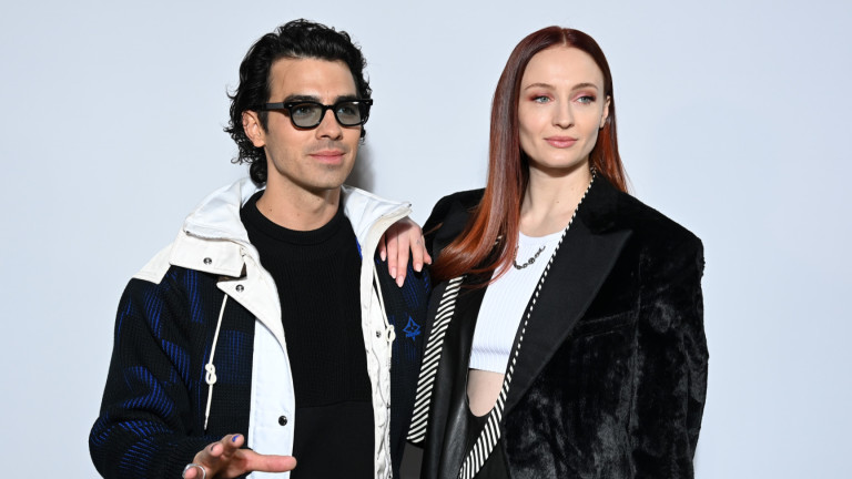 Драмата с развода на Софи Търнър и Джо Джонас се задълбочава