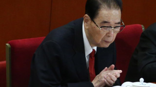 Бившият китайски премиер Ли Пен който е критикуван от активисти и