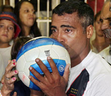 Ромарио отбеляза гол №1000