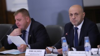 Предоговаряне на общото споразумение или индивидуални споразумения решават бъдещето на