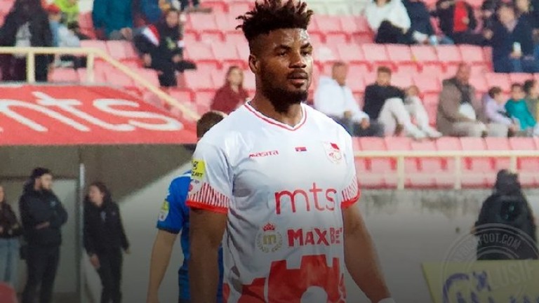 Спрягат африканско крило за Левски