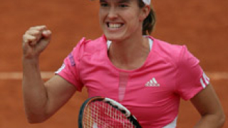 "Ролан Гарос": Жюстин Енен - Тамира Пацек 7:5, 6:1