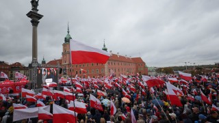 Управляващи и опозиция в Полша в спор за миграцията 