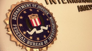 ФБР обвини Китай в шпионаж на американски учени, изследващи COVID-19