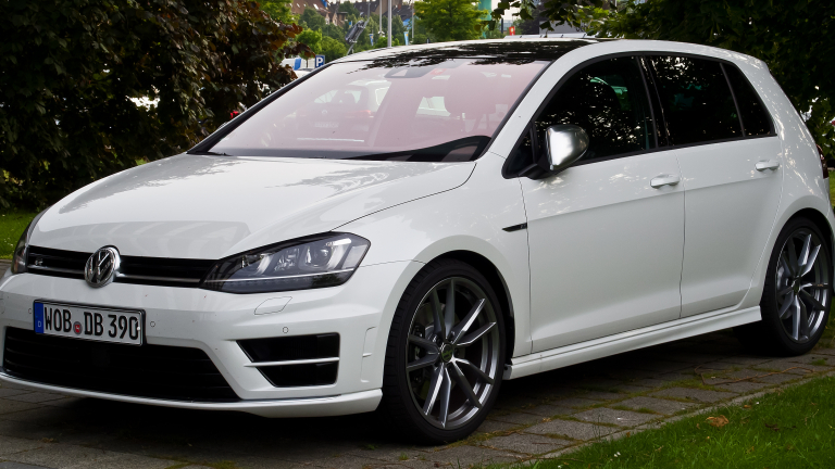 Volkswagen готви нови двигатели за Golf